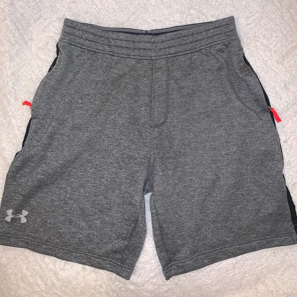 Under Armour Men’s Athletic shorts - Picture 6 of 9
